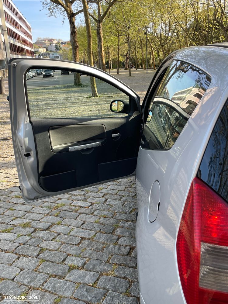 Citroën C2 1.1 - 12