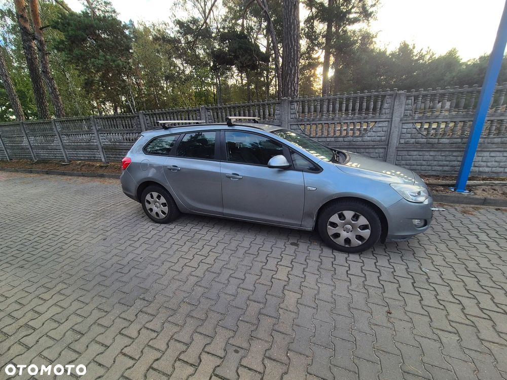 Opel Astra GTC 1.4 Turbo - 3