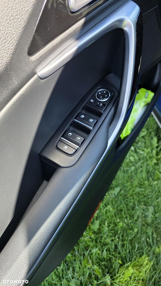 Kia Ceed - 7
