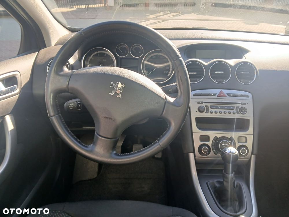 Peugeot 308 120 VTi Family - 14