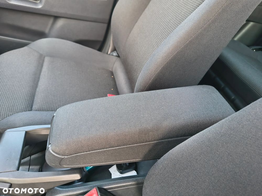 Opel Zafira 1.8 Cosmo EU5 - 21