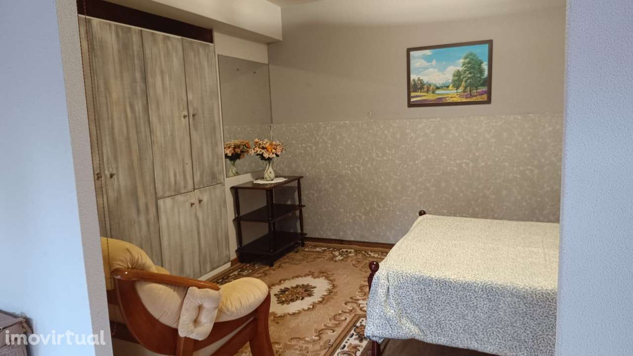 ANEXO T1 EM MORADIA PRIVADA - Grande imagem: 5/7