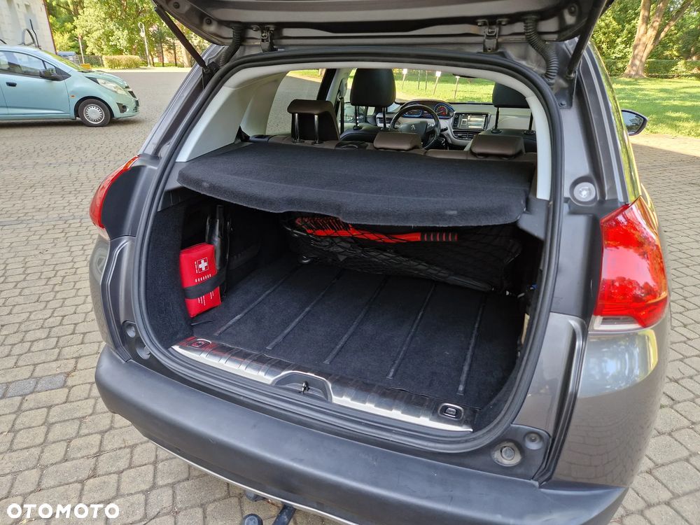 Peugeot 2008 e-HDi FAP 115 STOP & START Allure - 25