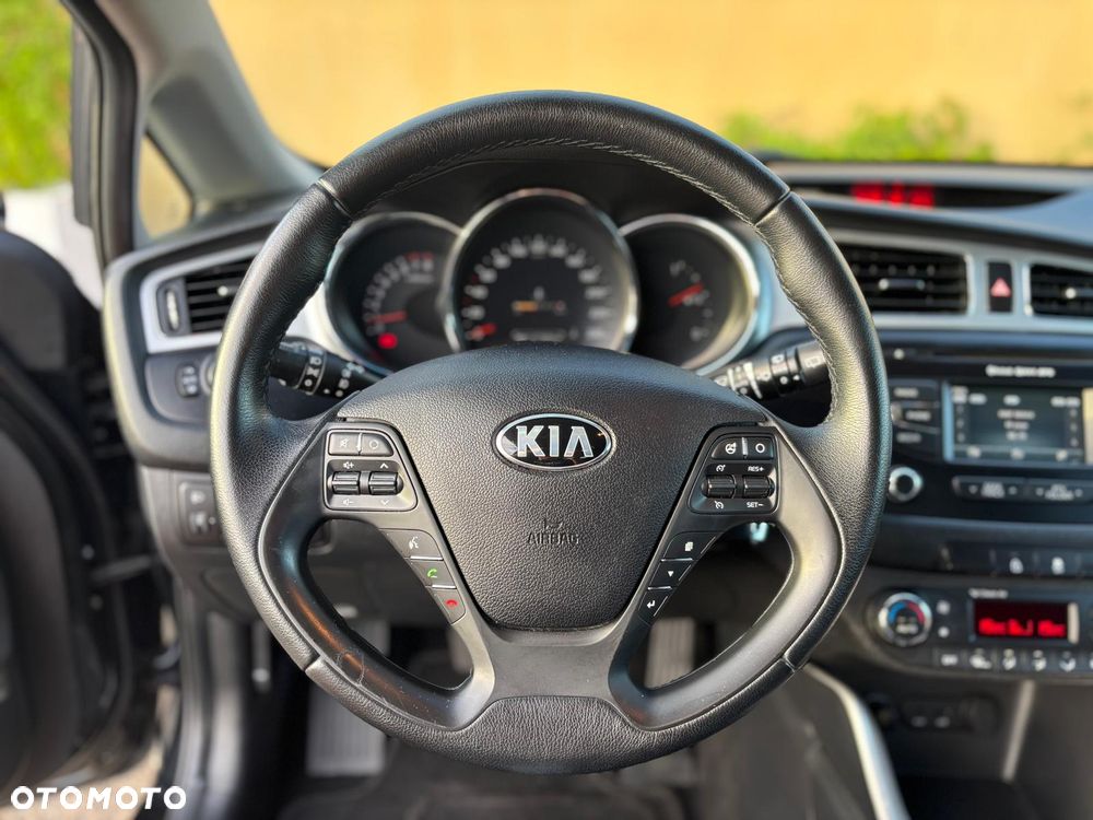 Kia ProCeed 1.6 GDI L - 17