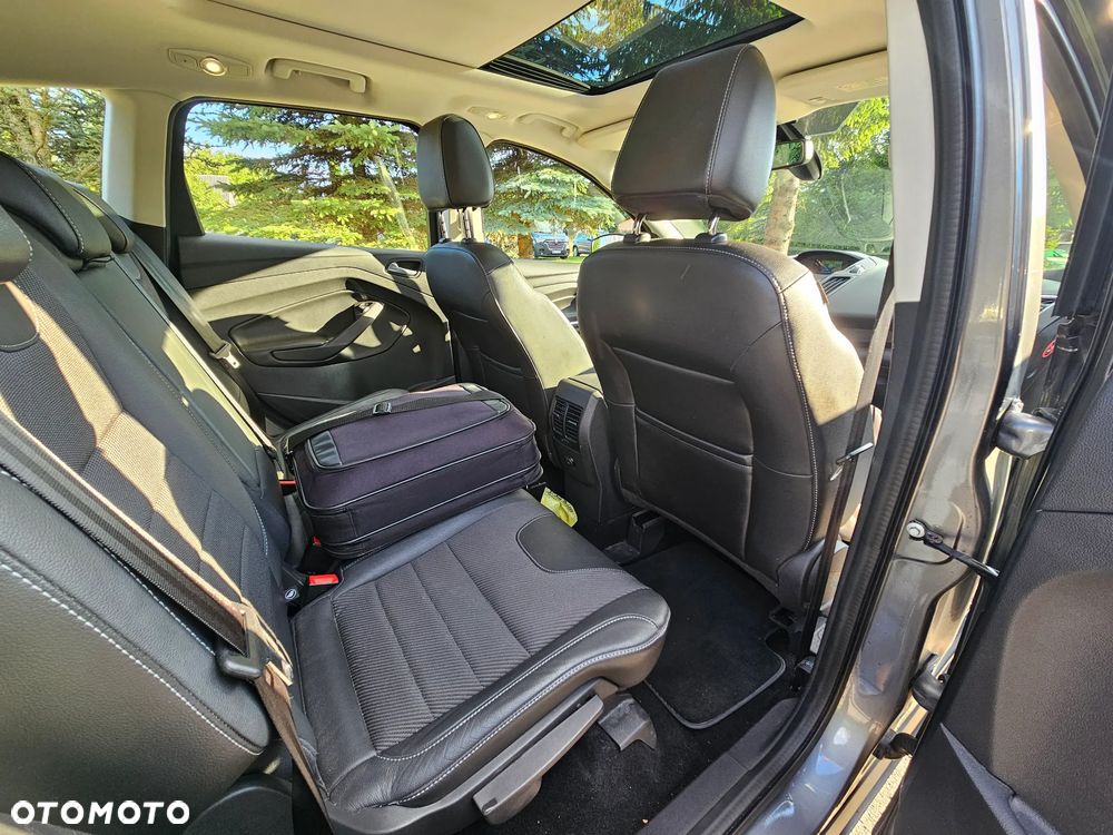 Ford Kuga 2.0 TDCi 4x4 Titanium - 15