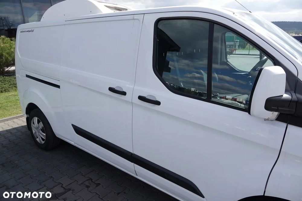 Ford TRANSIT / CHŁODNIA / TRZY ZABUDOWY IZOTERMICZNE / TRIO TEMPERATURA / SPROWADZONY - 16