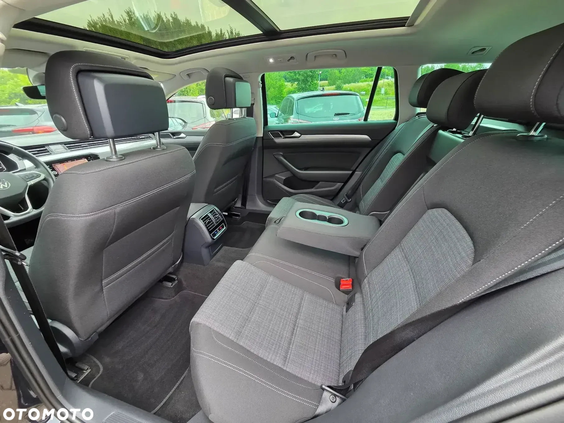 Volkswagen Passat 2.0 TDI EVO Business - 33