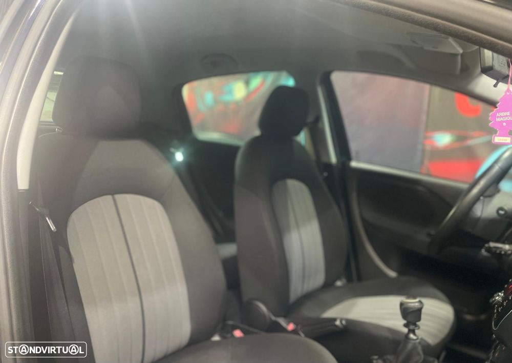 Fiat Grande Punto - 29