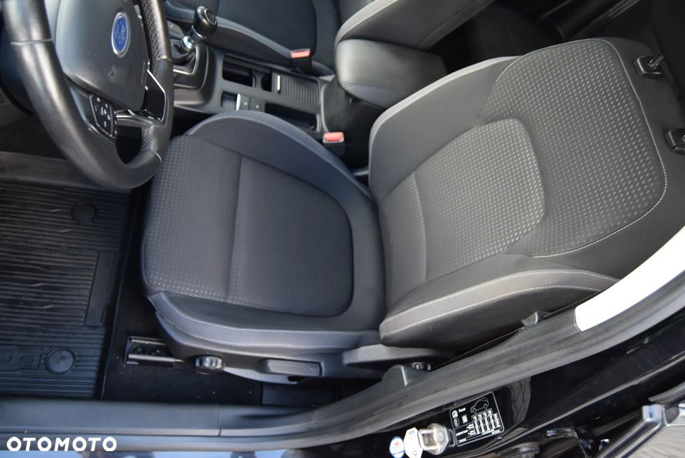 Ford Focus 1.0 EcoBoost STart-Stopp-System TITANIUM - 20