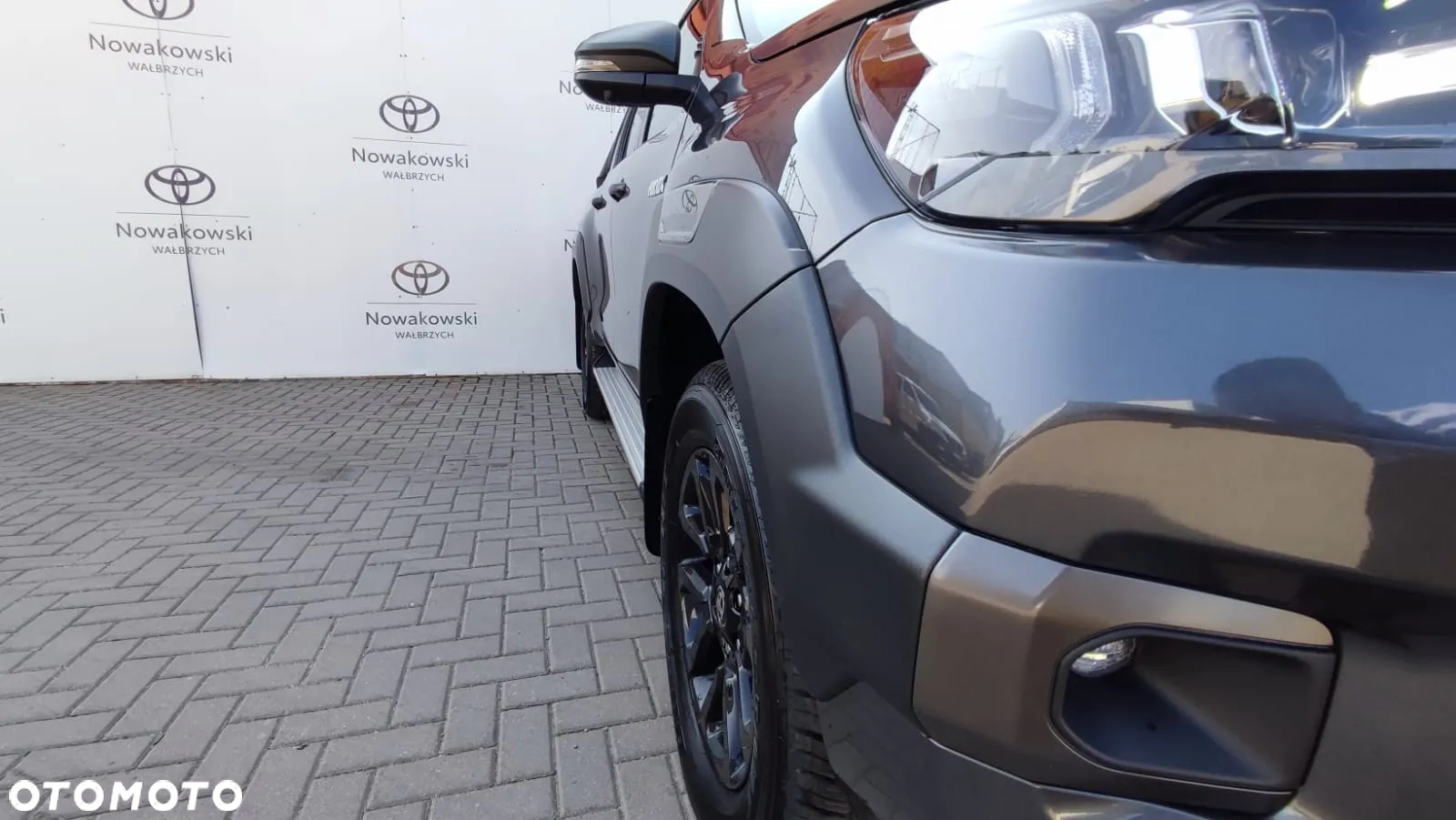 Toyota Hilux 2.8 D-4D Double Cab Invincible 4x4 - 25
