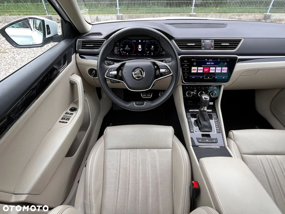 Skoda Superb 2.0 TDI SCR L&K DSG - 29