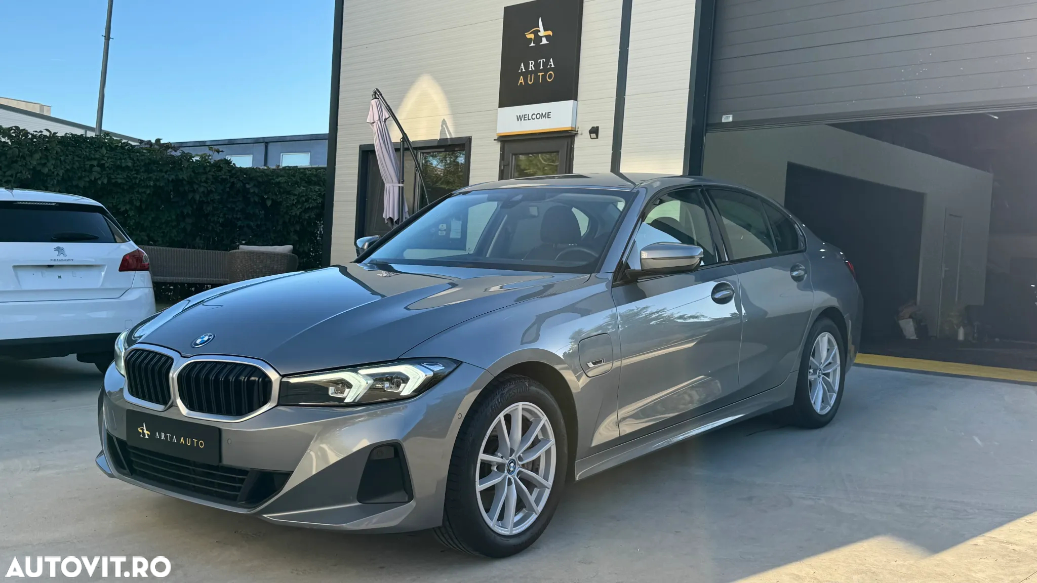 BMW Seria 3 318i AT - 5