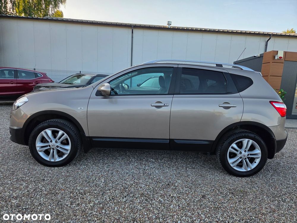 Nissan Qashqai 2.0 Tekna Premium CVT - 4