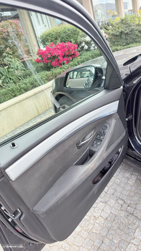 BMW 525 d Auto - 8