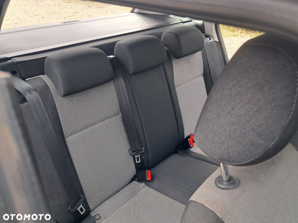 Skoda Fabia - 6
