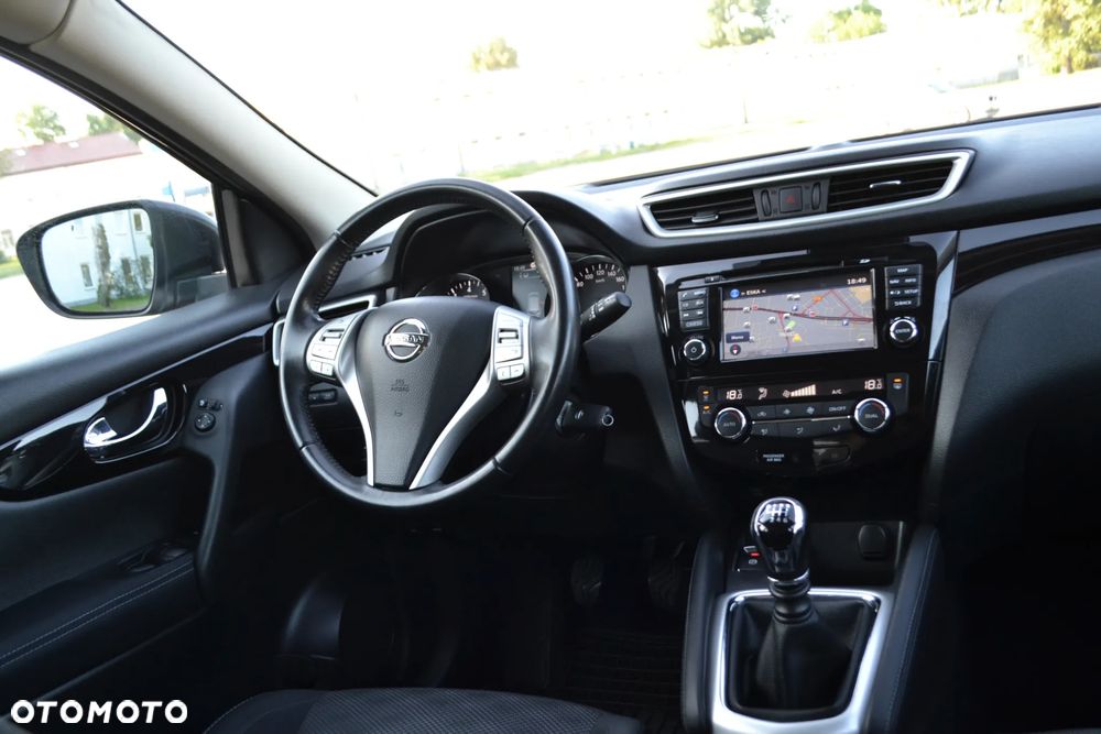 Nissan Qashqai 1.2 DIG-T Tekna EU6 - 29