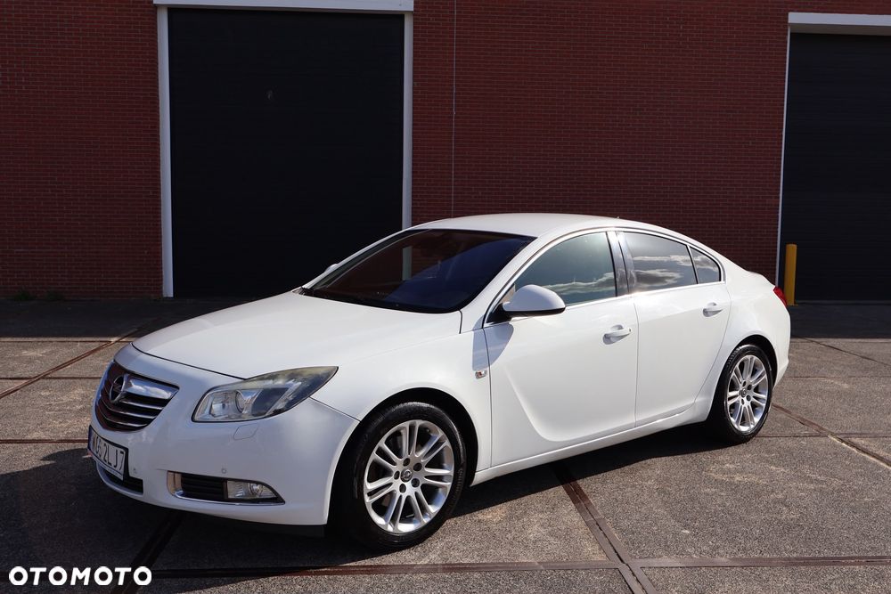 Opel Insignia - 13