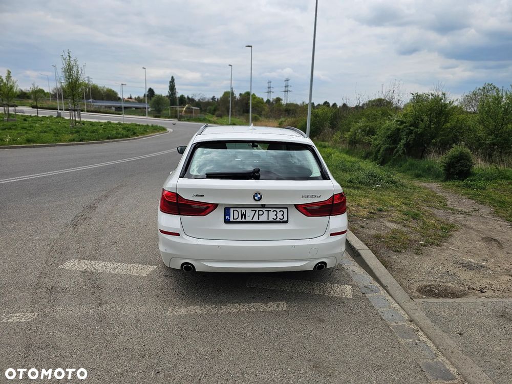 BMW Seria 5 520d xDrive Luxury Line sport - 6