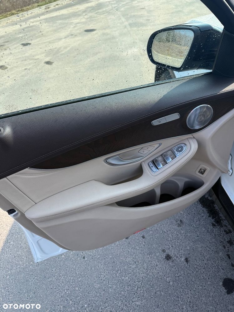 Mercedes-Benz GLC - 9