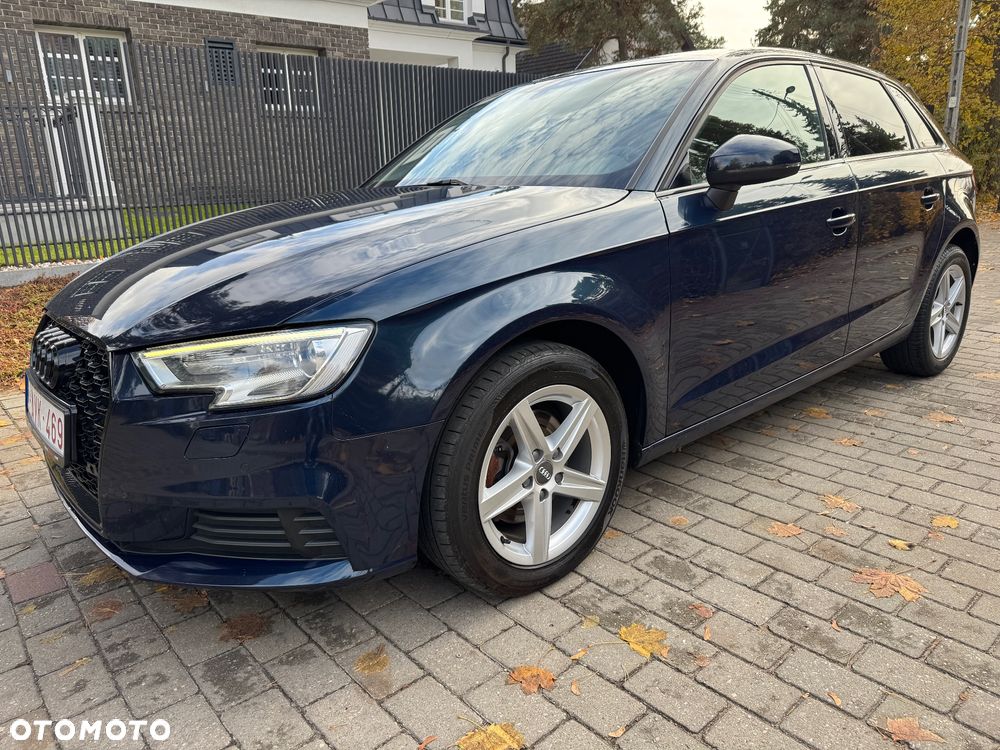 Audi A3 Sportback 1.6 TDI S tronic - 4
