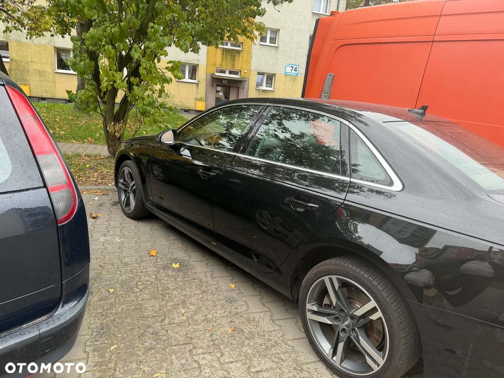 Audi A4 Limousine - 2