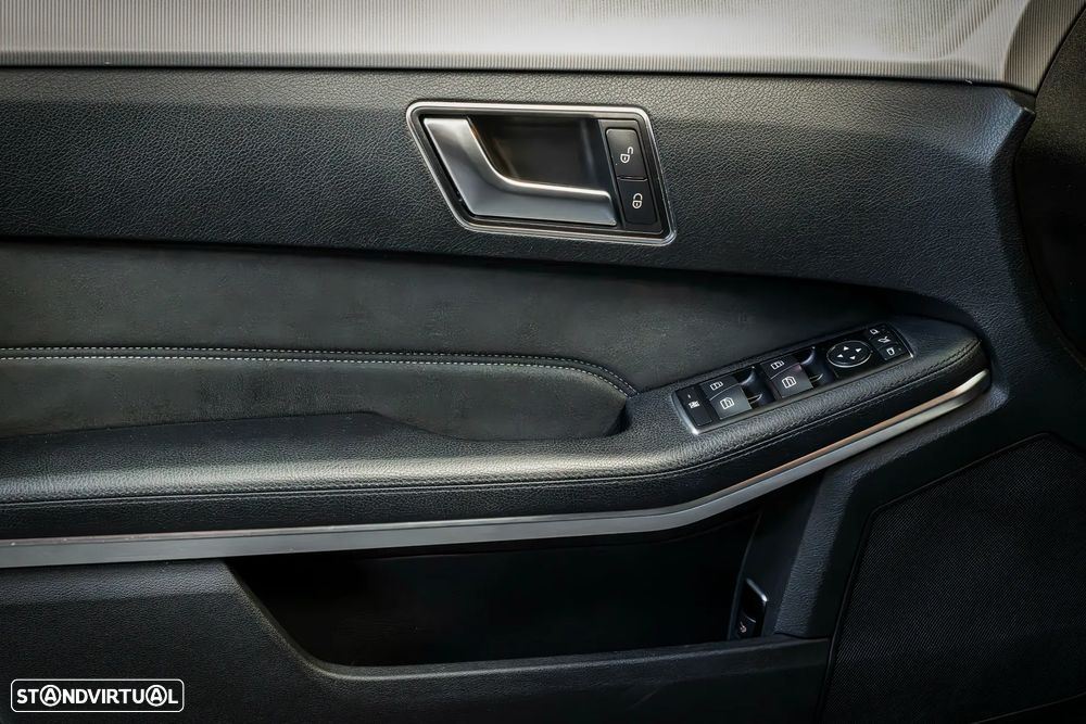 Mercedes-Benz E 300 Bluetec Hybrid Avantgarde - 22