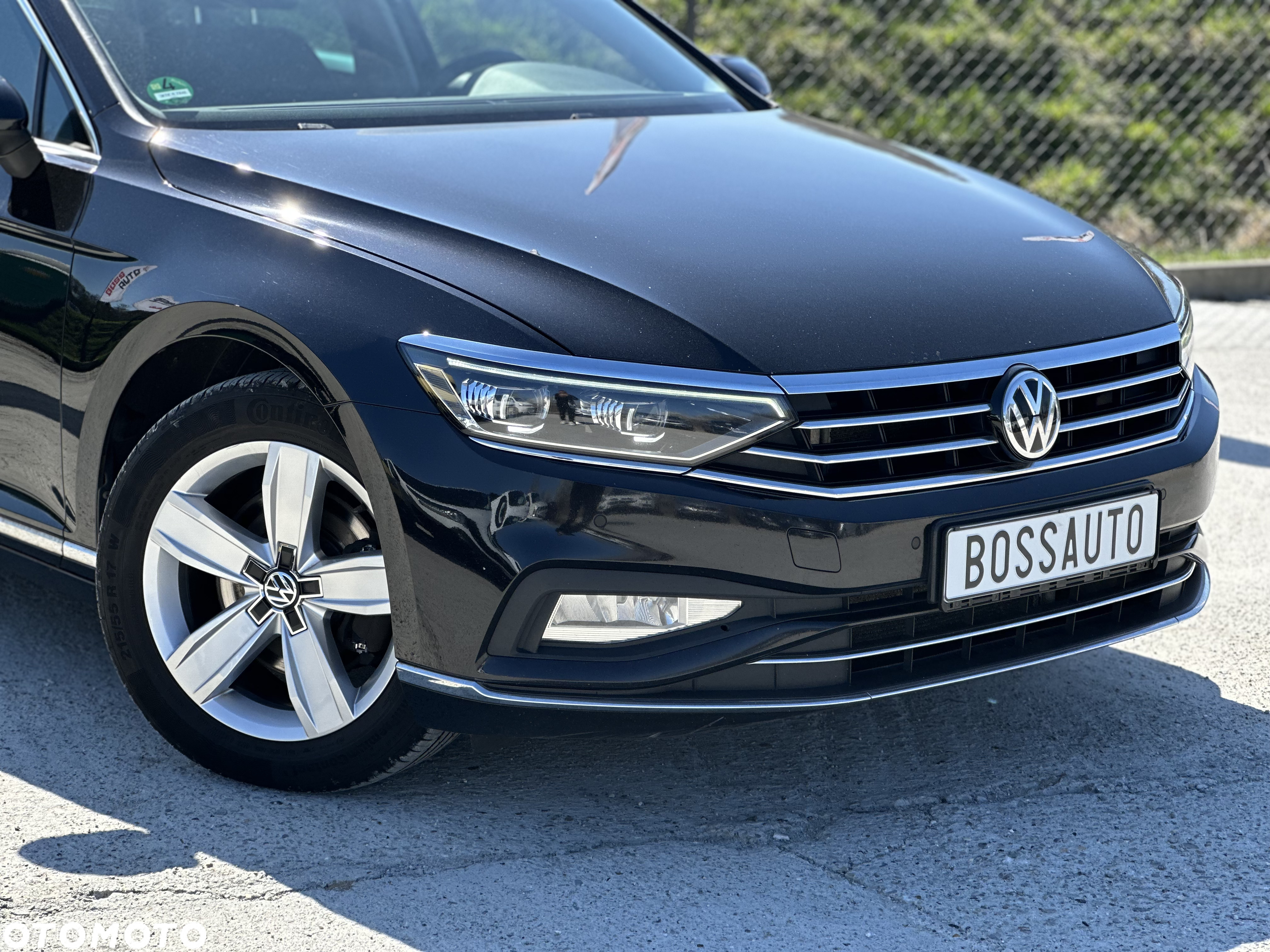 Volkswagen Passat Variant 2.0 TDI DSG (BlueMotion Technology) Trendline - 4