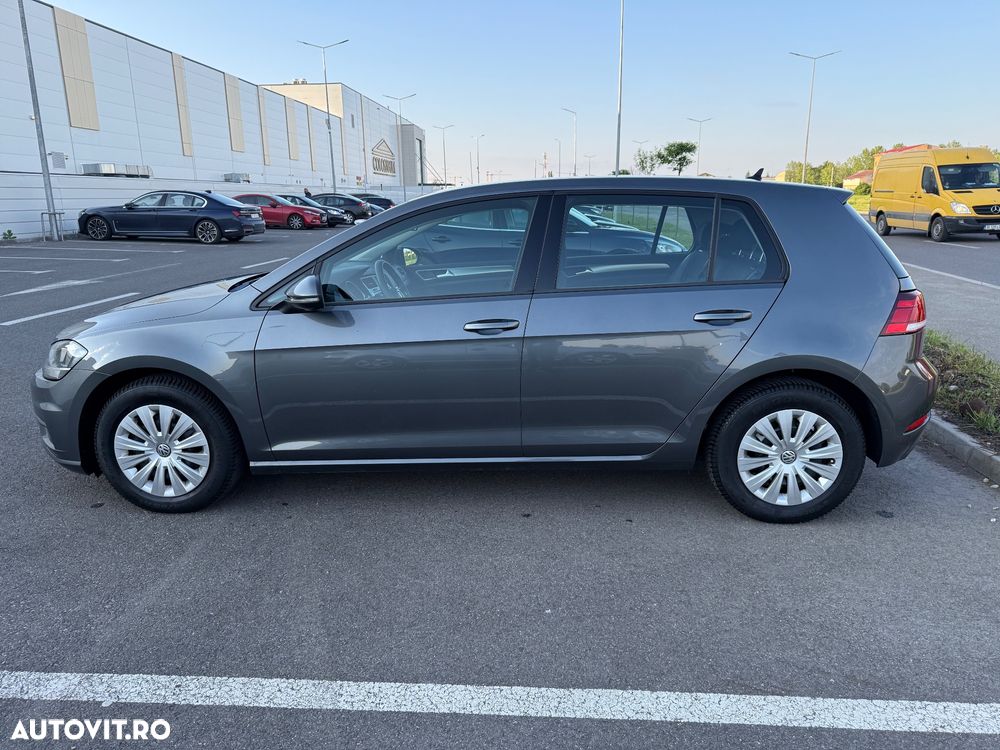 Volkswagen Golf - 12