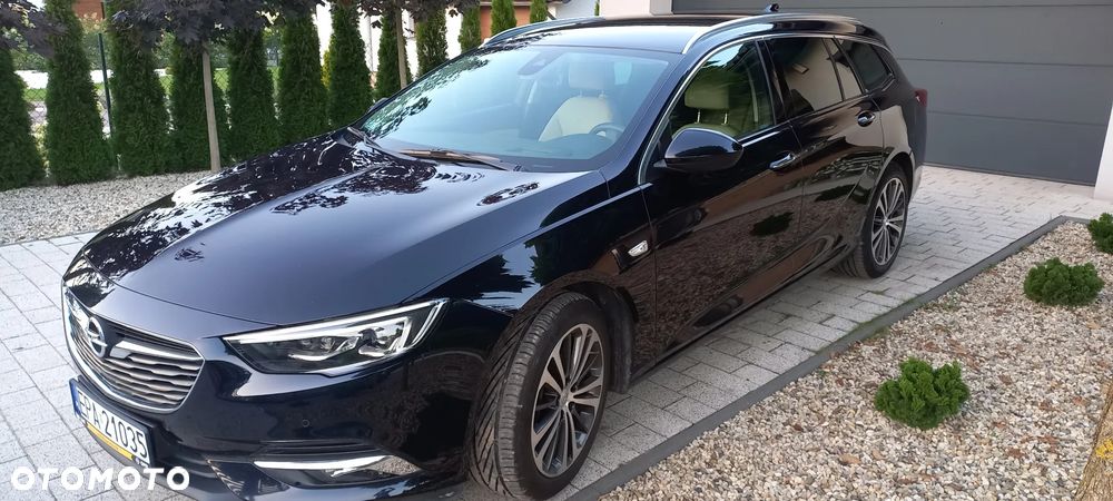 Opel Insignia - 1