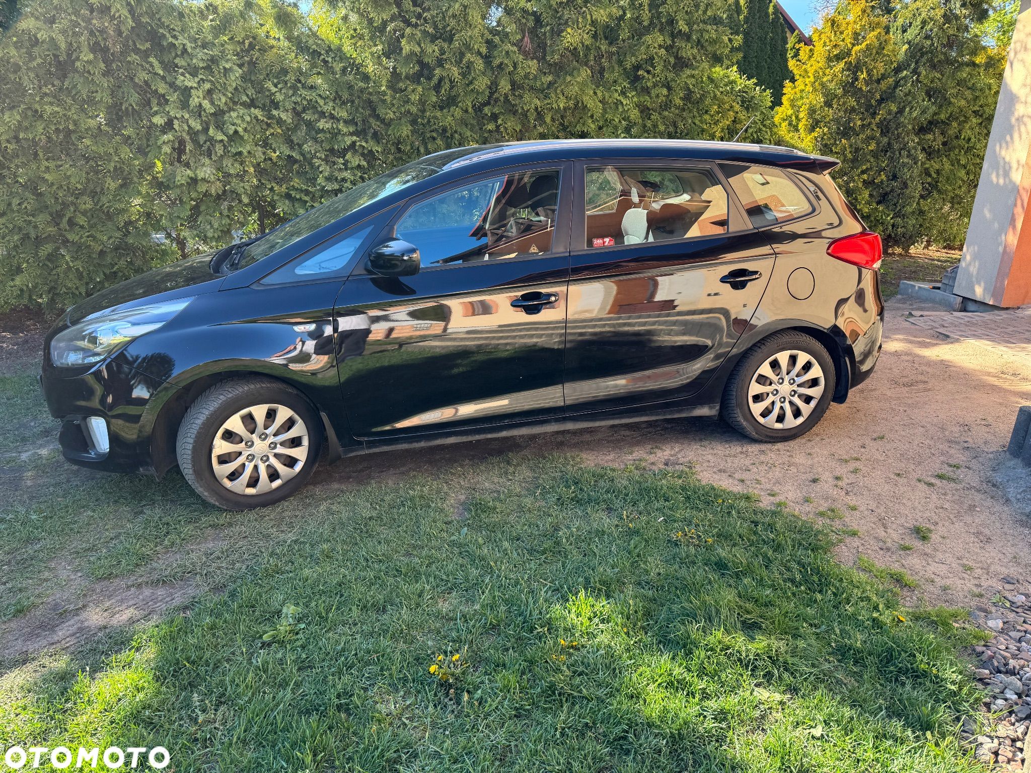 Kia Carens 1.6 GDI S - 1