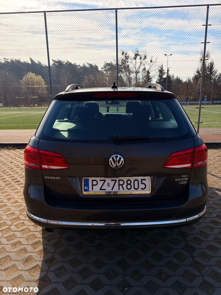 Volkswagen Passat 1.6 TDI Comfortline - 33