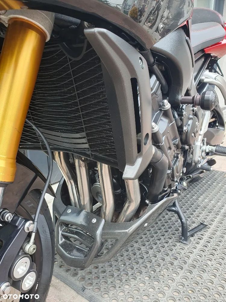 Yamaha FZ - 6