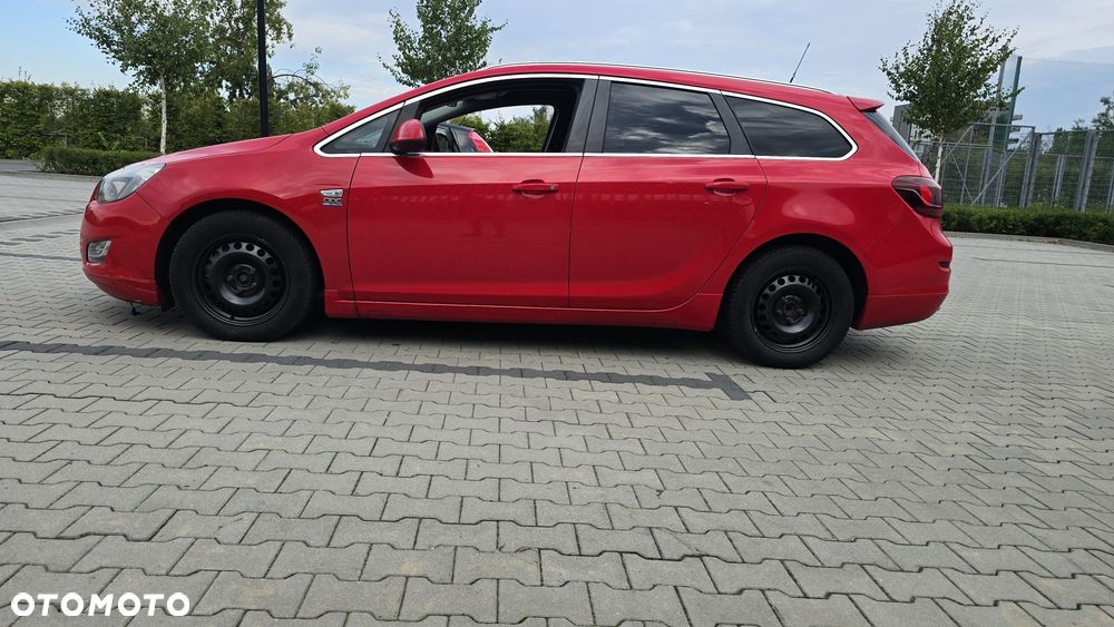 Opel Astra 2012 photo 5