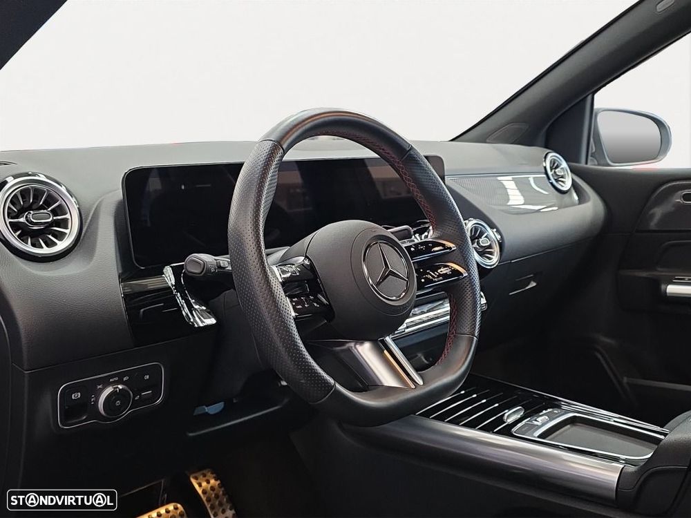 Mercedes-Benz B 250 - 7