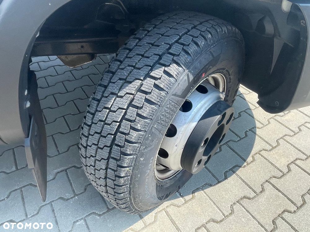 Iveco 70C18A8 Kabina Sypialna z Ogrzewaniem Automat Firanka Winda 1000KG! - 5