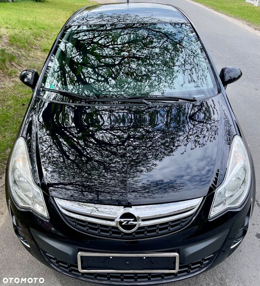 Opel Corsa 1.2 16V Cosmo - 32