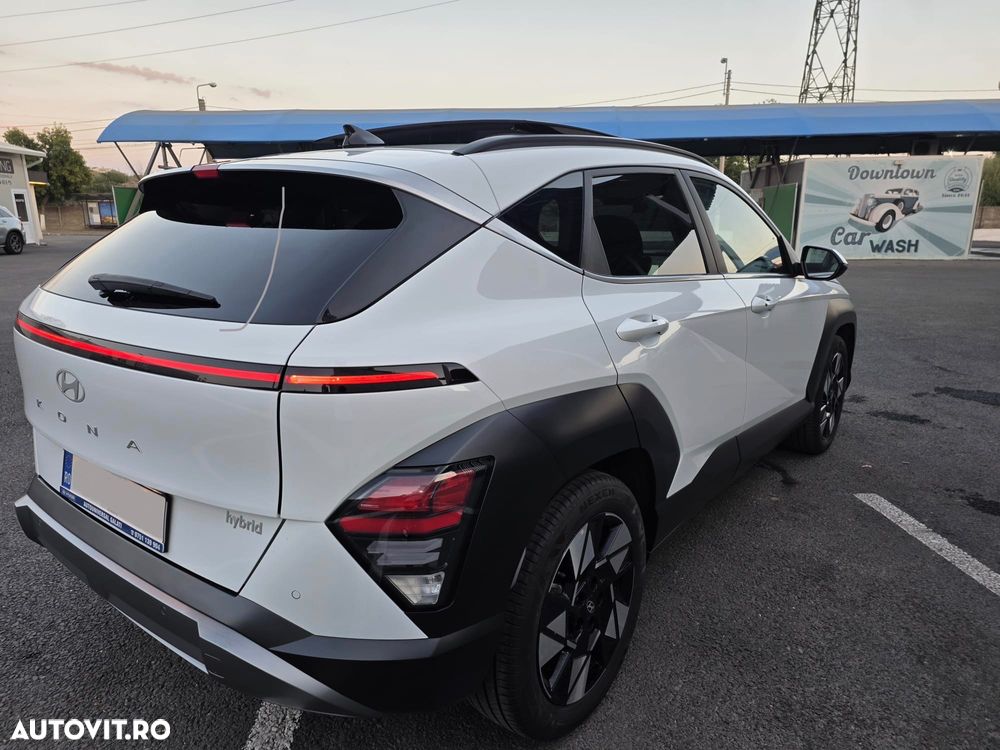 Hyundai KONA - 4