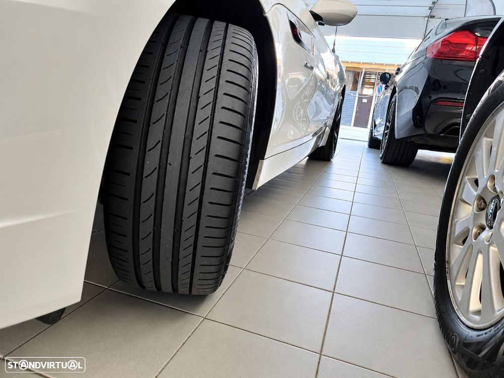BMW Z4 20 i - 11