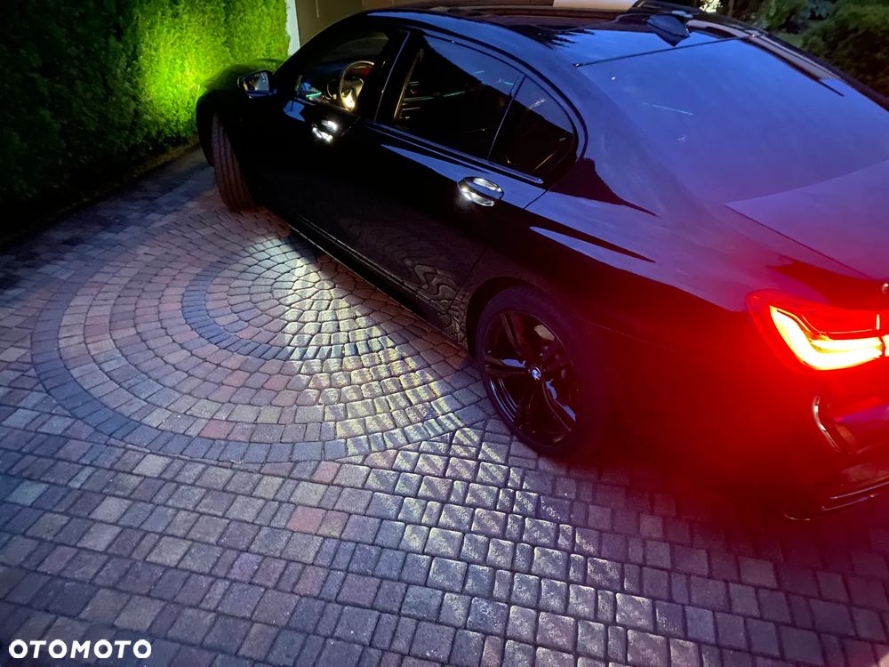 BMW Seria 7 730Ld - 11