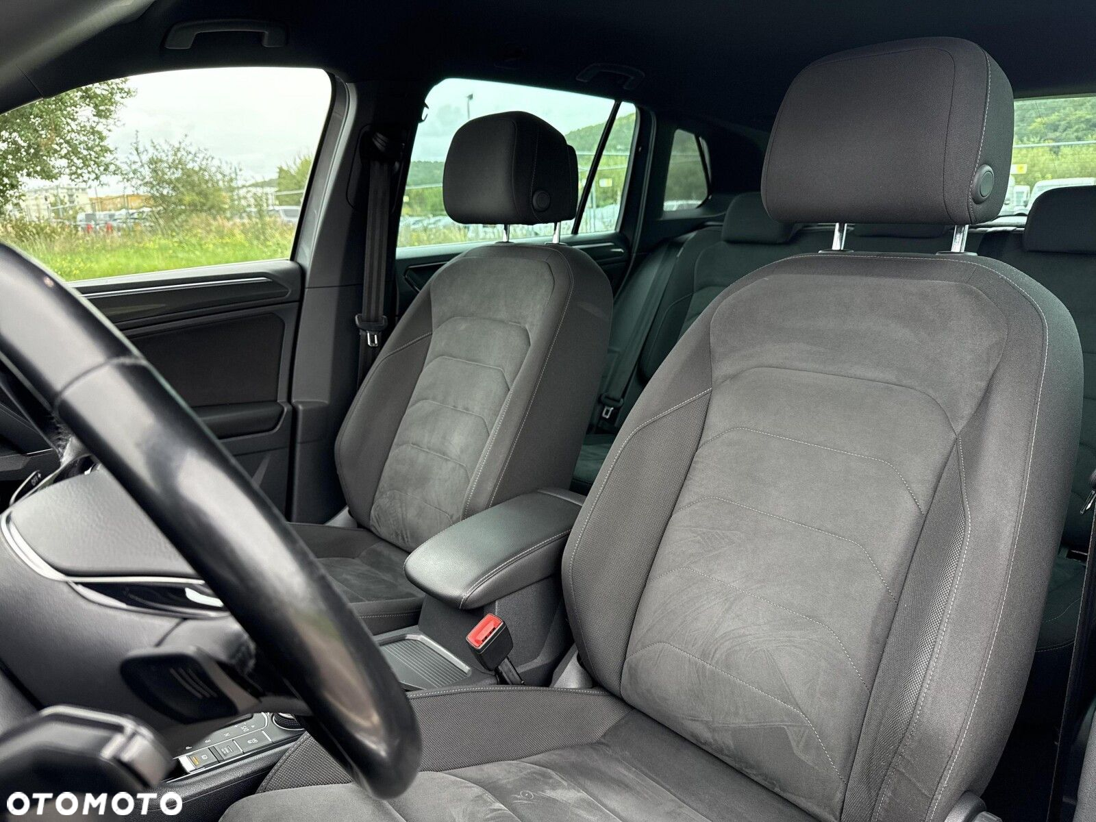 Volkswagen Tiguan - 16