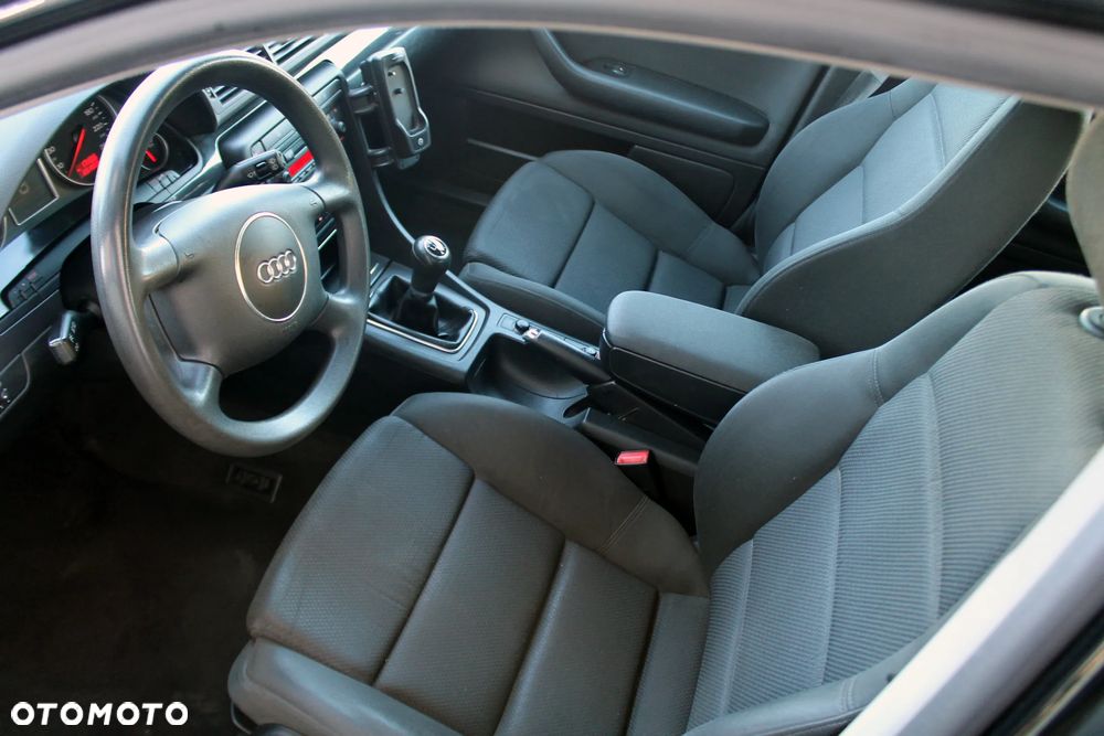 Audi A4 Avant 1.9 TDI - 10