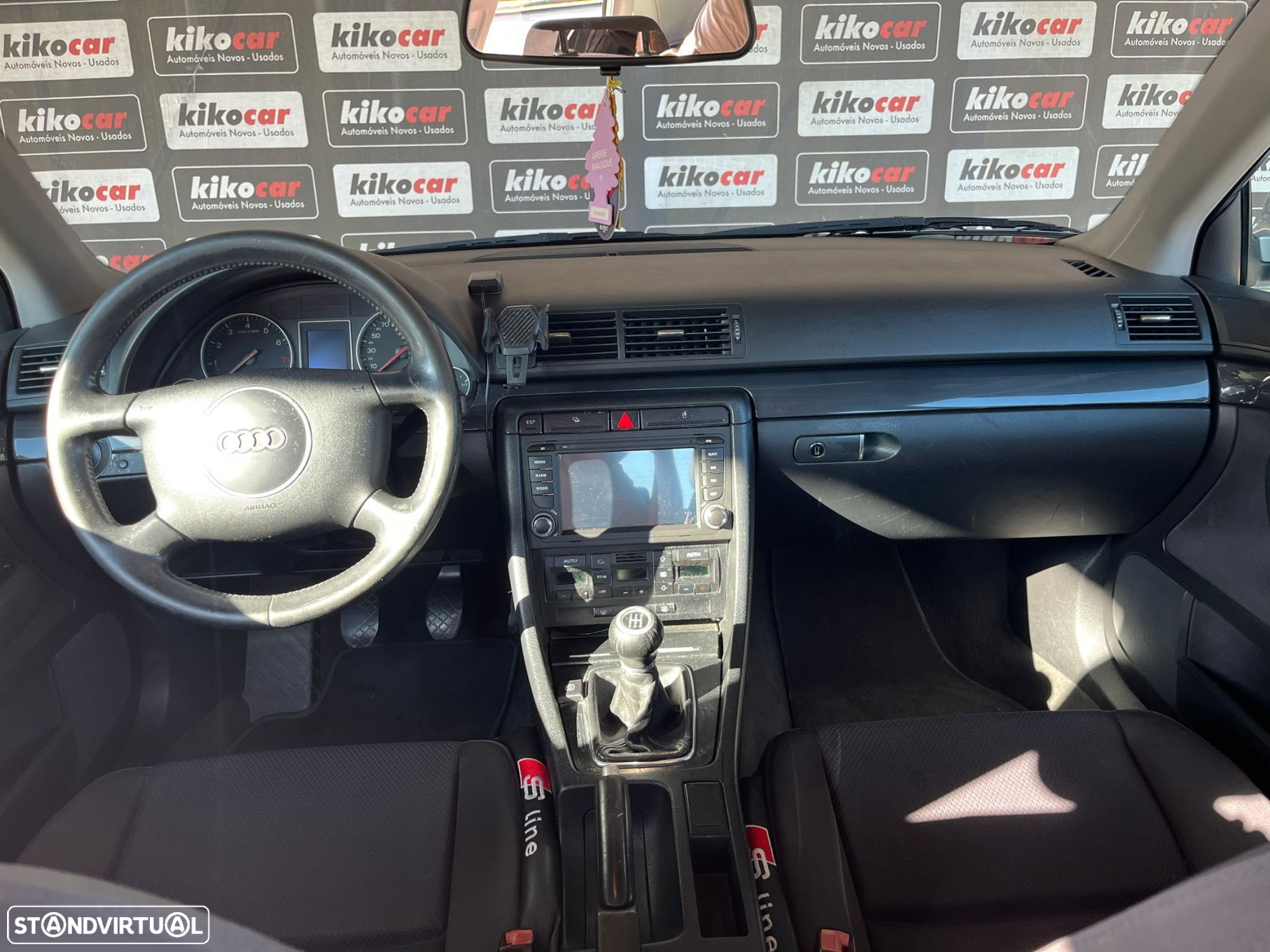 Audi A4 1.6 - 23