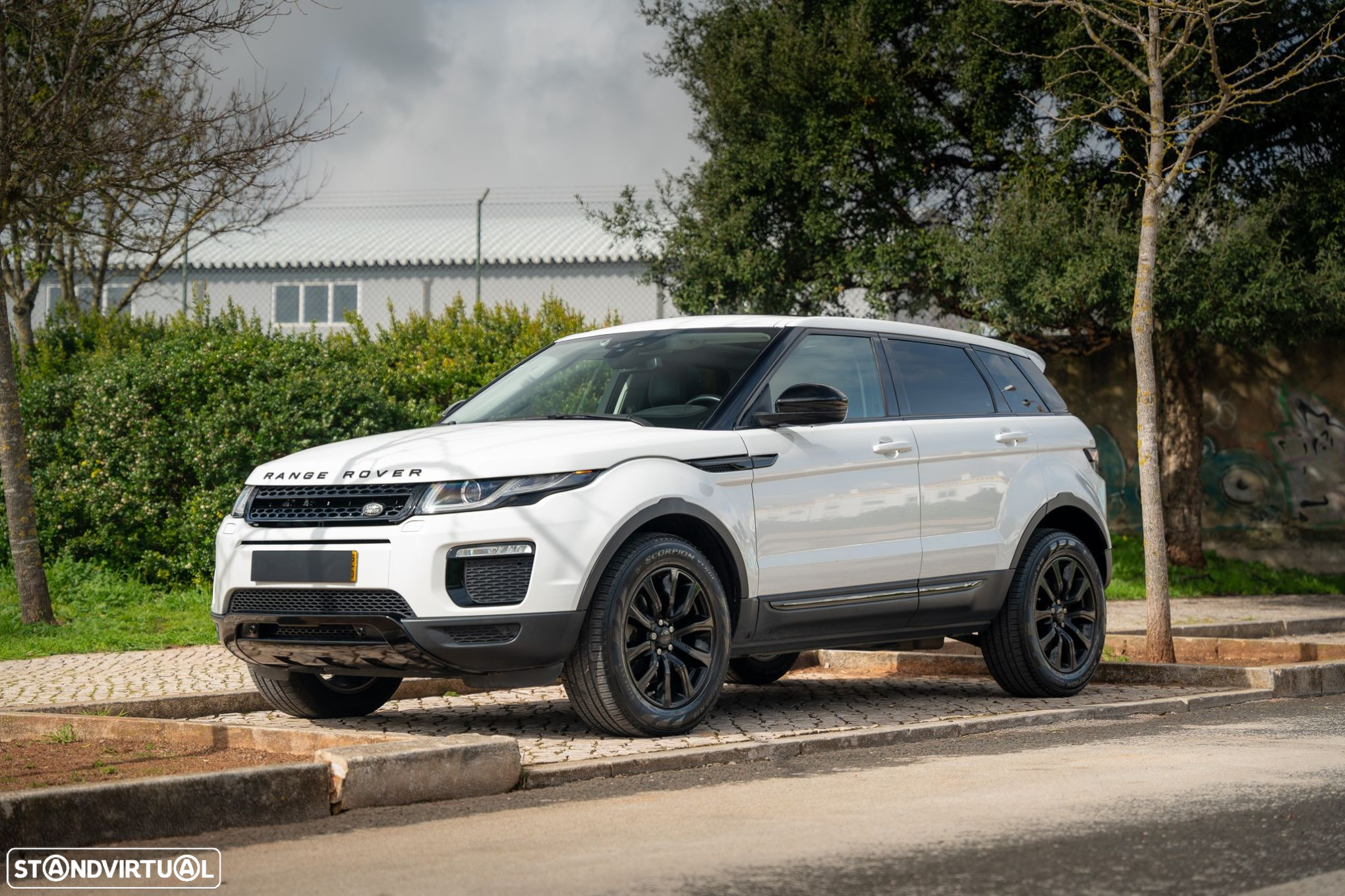 Land Rover Range Rover Evoque 2.0 TD4 HSE Dynamic Auto - 3
