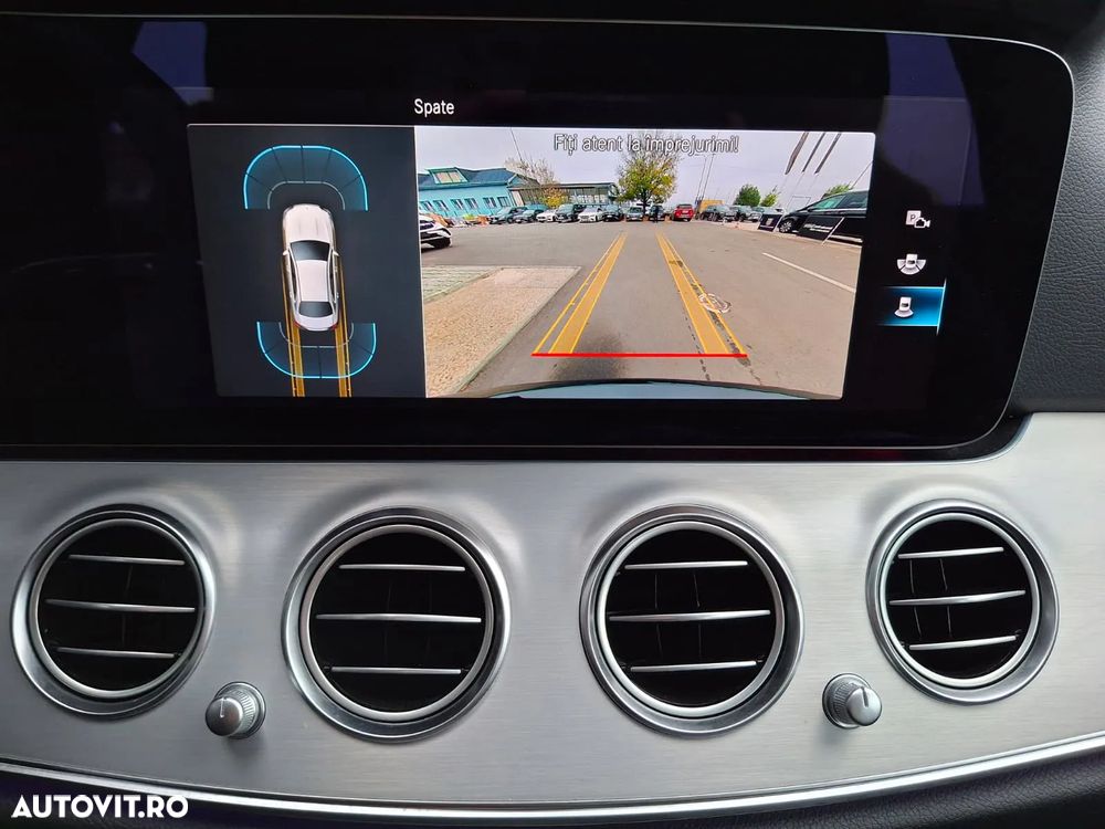 Mercedes-Benz E 200 9G-TRONIC - 17