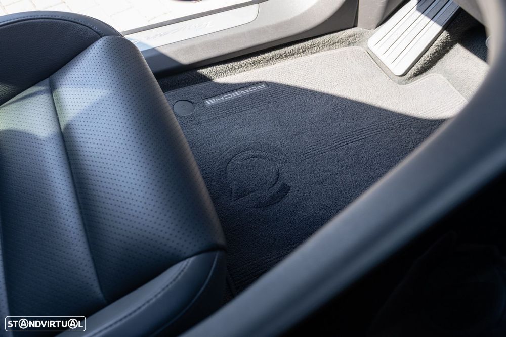 Porsche Taycan 4S - 22