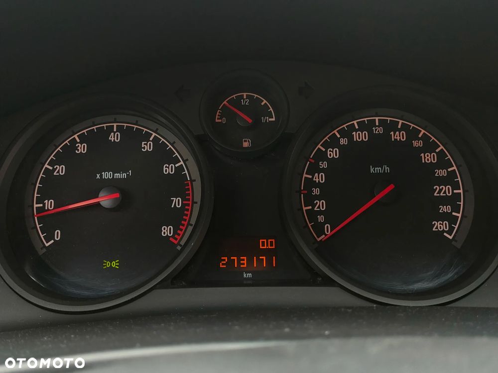 Opel Astra 1.6 - 11