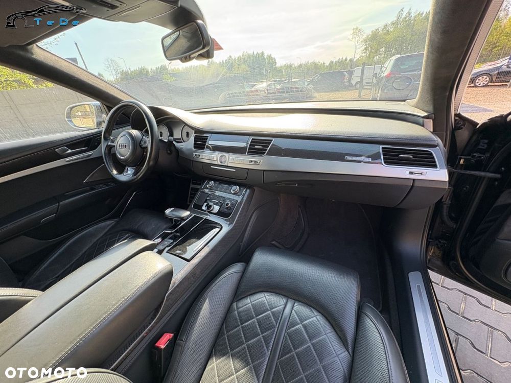 Audi S8 4.0 TFSI Quattro - 33
