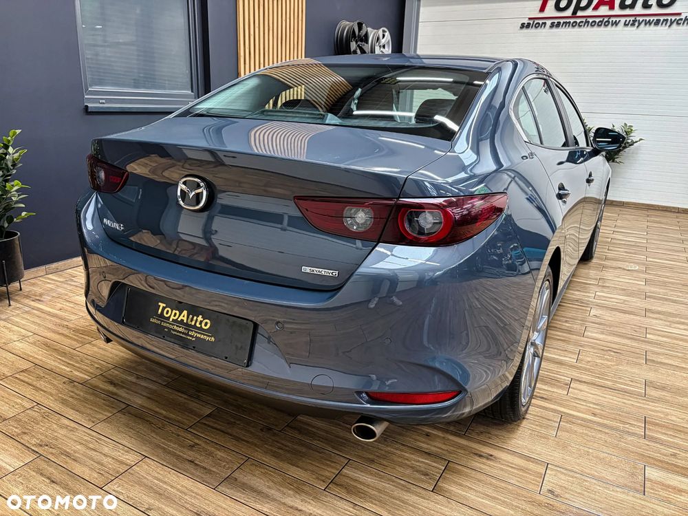 Mazda 3 SKYACTIV-G 2.0 M-Hybrid - 8