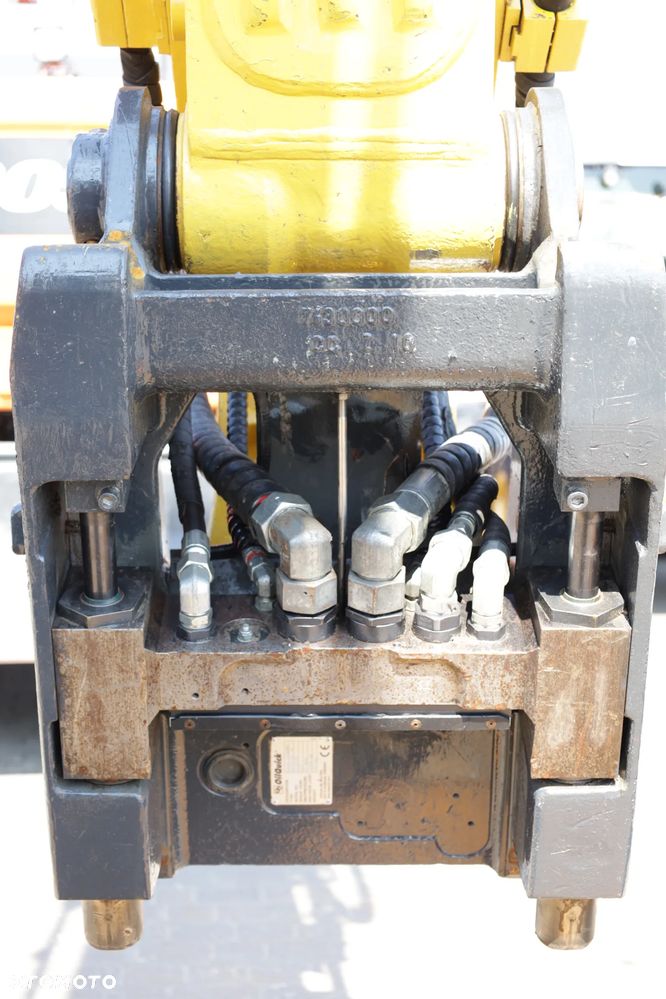 Komplet Szybozłącze OilQuick OQ70/55 i Duża Łyżka kopiąca 1.4m3 do gąsienicy CAT 320, 323, Volvo EC200 EC220, Komatsu PC210, Doosan DX225 - 22