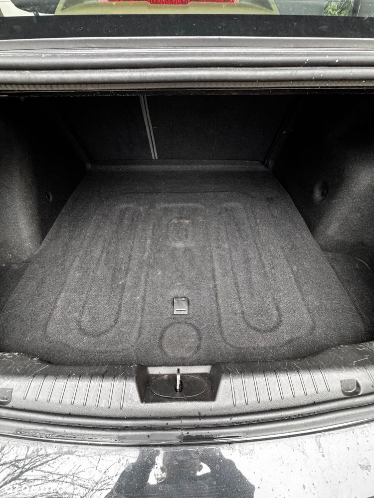 Chevrolet Cruze 1.6 LS - 8